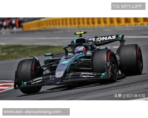 F1虎扑社区热议赛季精彩瞬间与车手表现分析分享